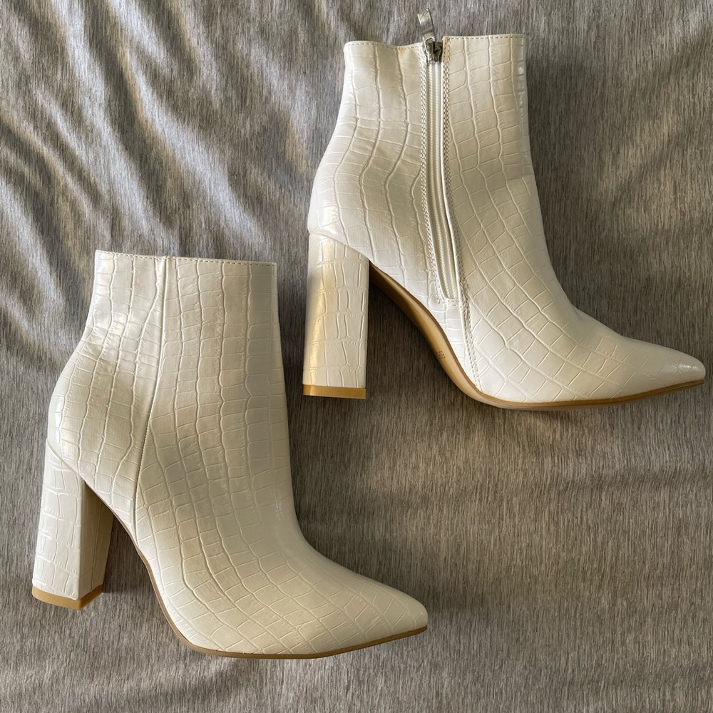 White Chunky Heeled Boots